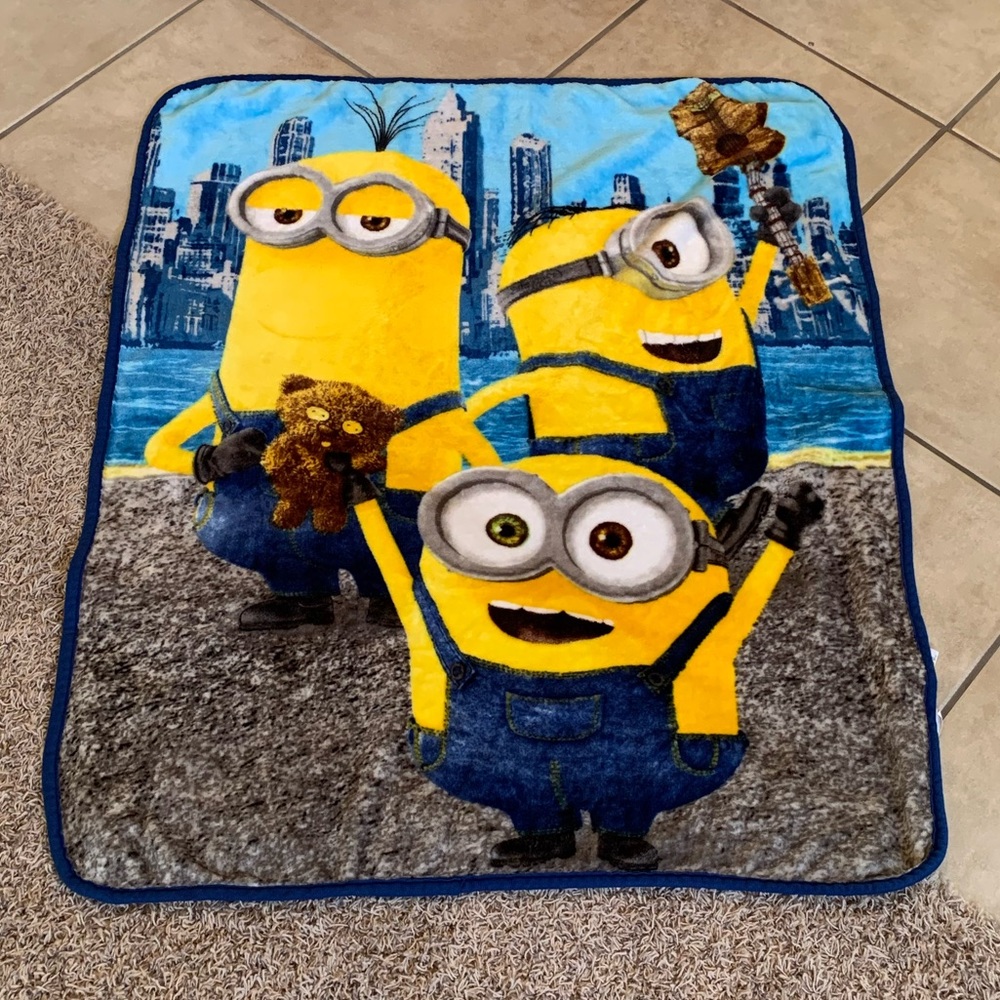 Minions Fleece Blanket 46x38”